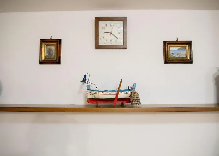 A 38passi Dal Mare Чефалу